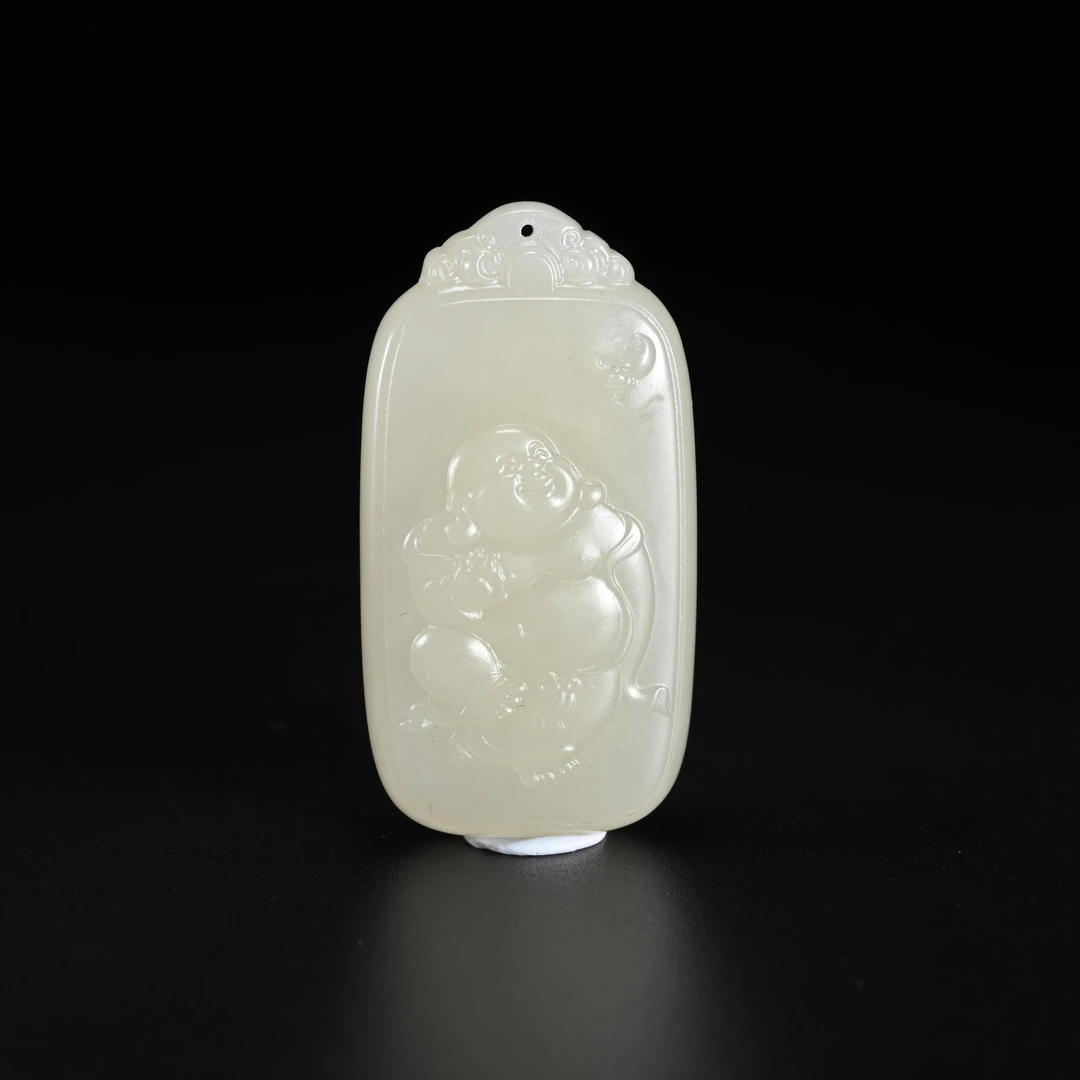 lot8804和田玉弥勒挂件/保利