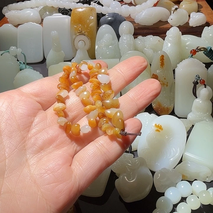 林***」和田玉未镶嵌车挂