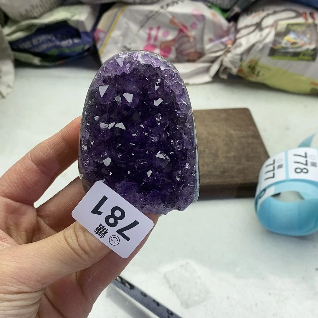 紫晶大型摆件（非配饰）未镶嵌