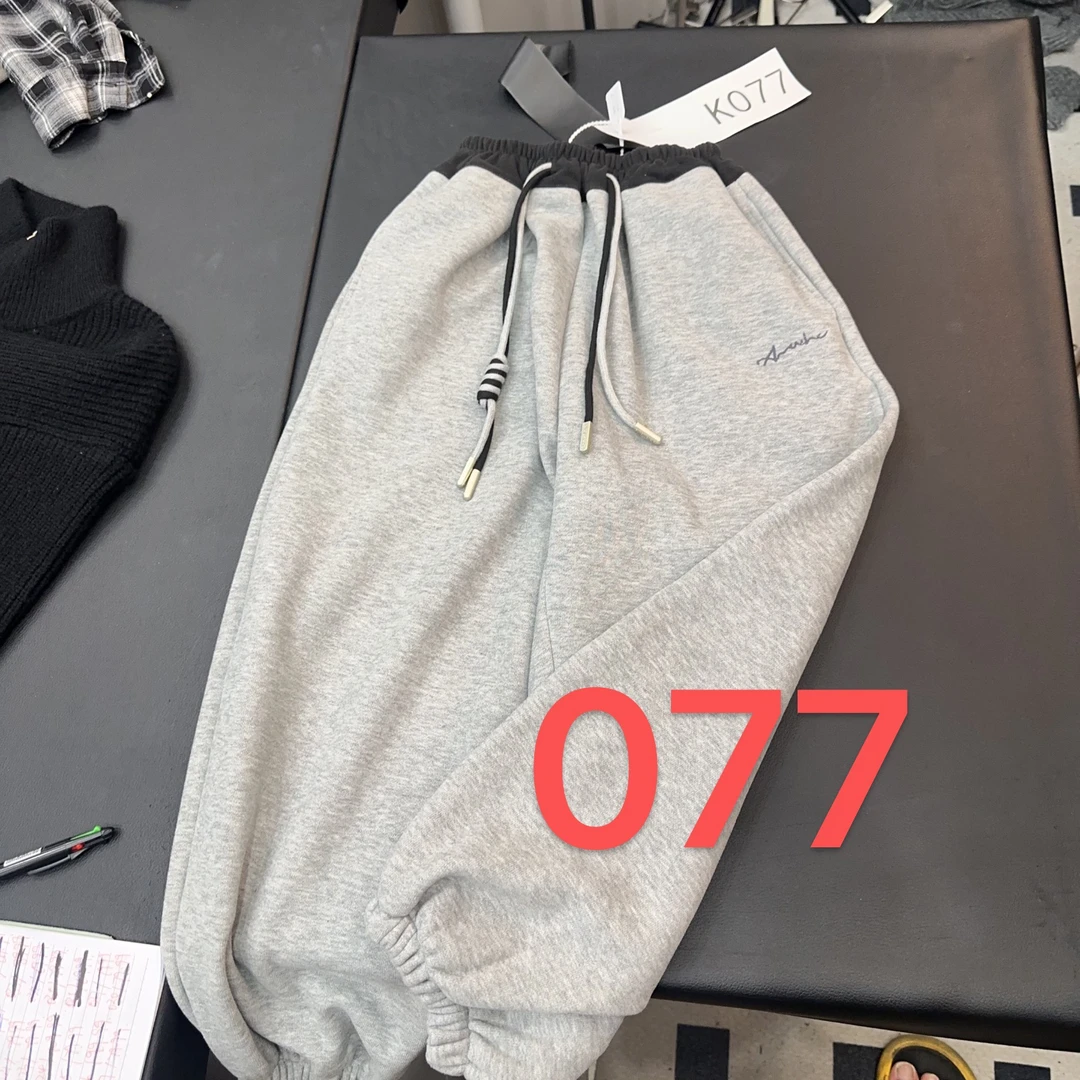 KM PERSONALITY 2024 新款冬季儿童加绒百搭休闲卫裤 077