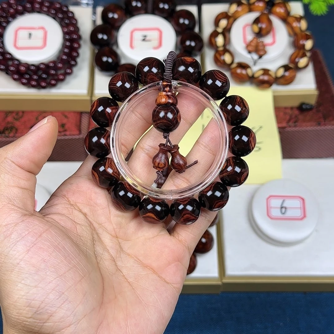 宇***业花梨木类黄花梨1.6