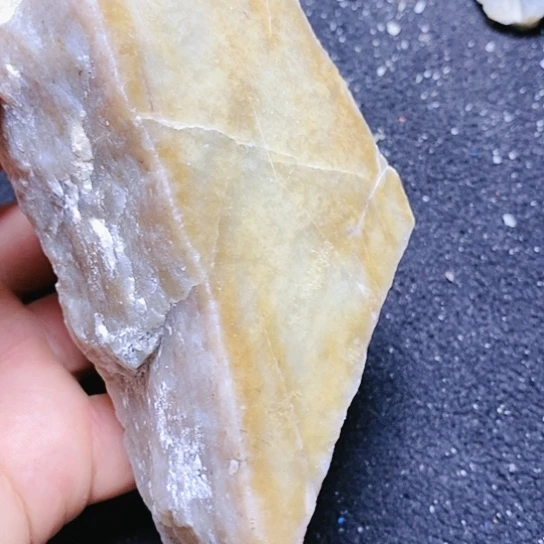 和田玉（糖玉）未镶嵌珠宝半成品