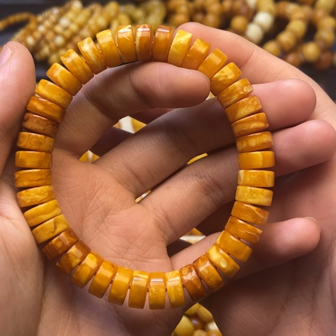 蜜蜡未镶嵌珠宝奇石