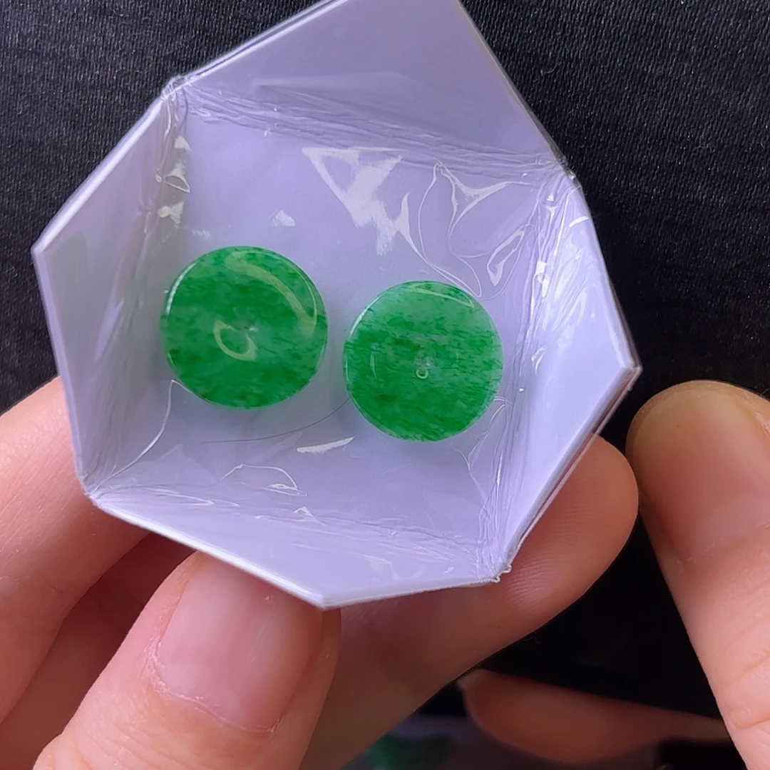 用***1定制翡翠未镶嵌平安