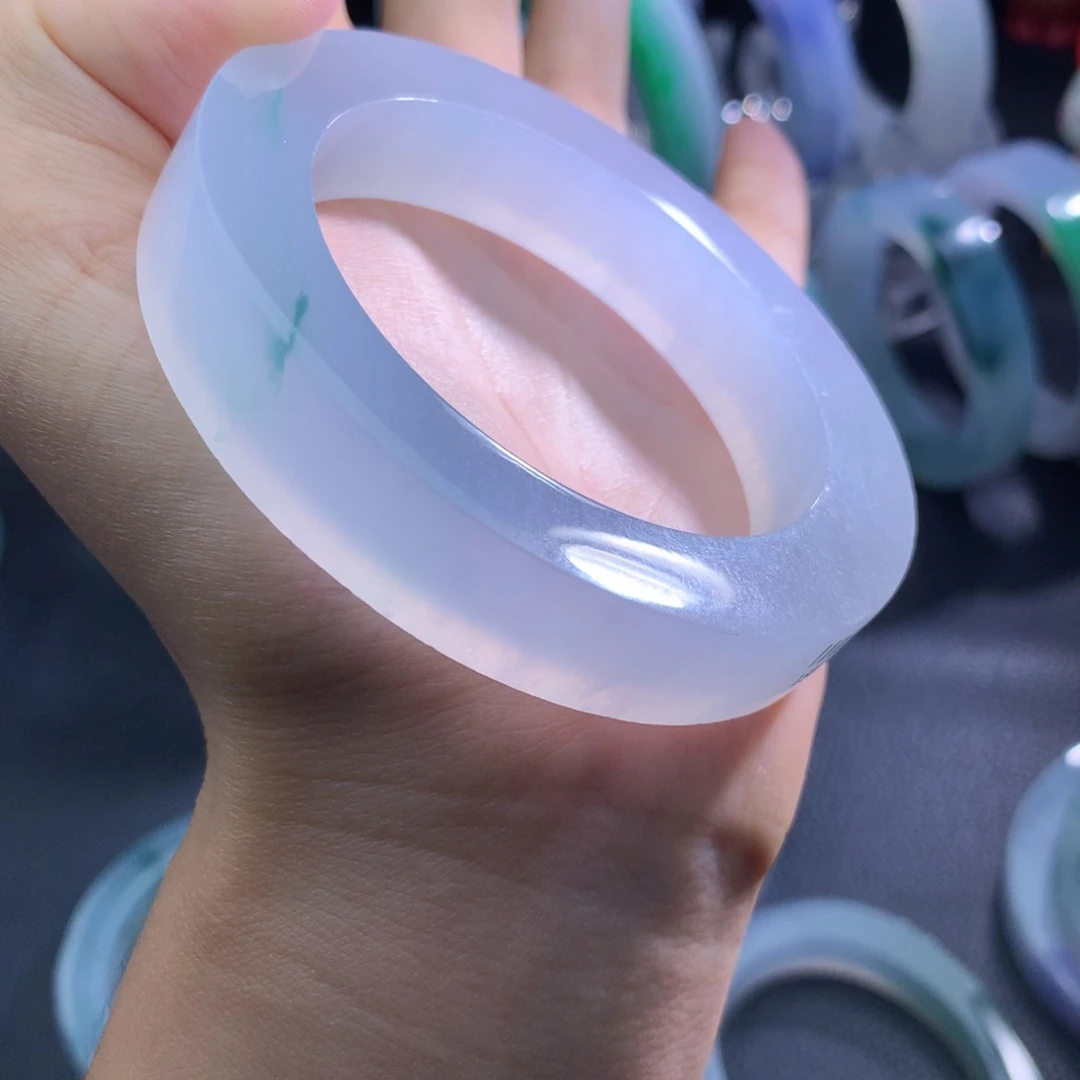 未镶嵌翡翠定制翡翠大*•