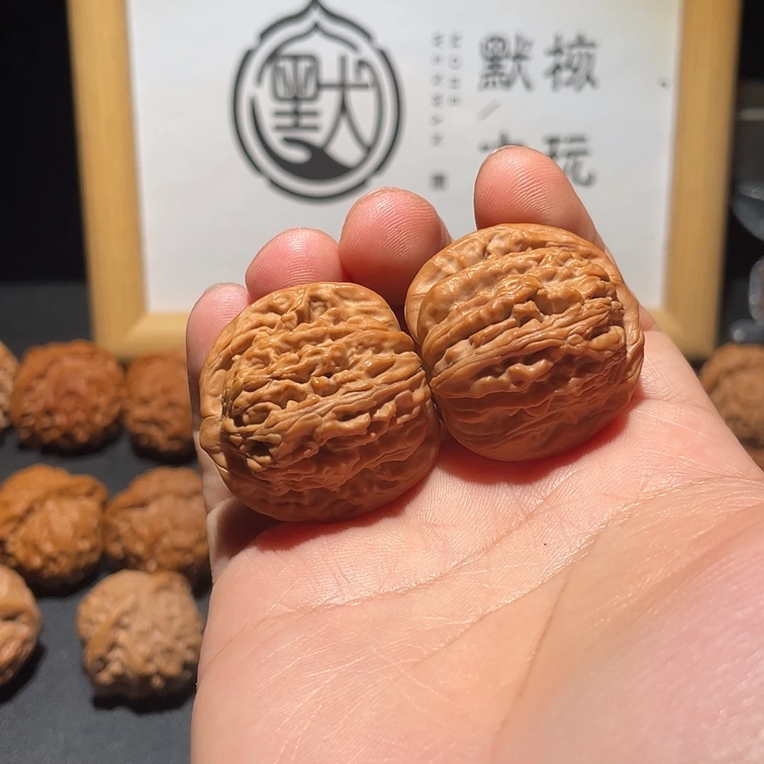 文玩核桃把件34全品汉高楼