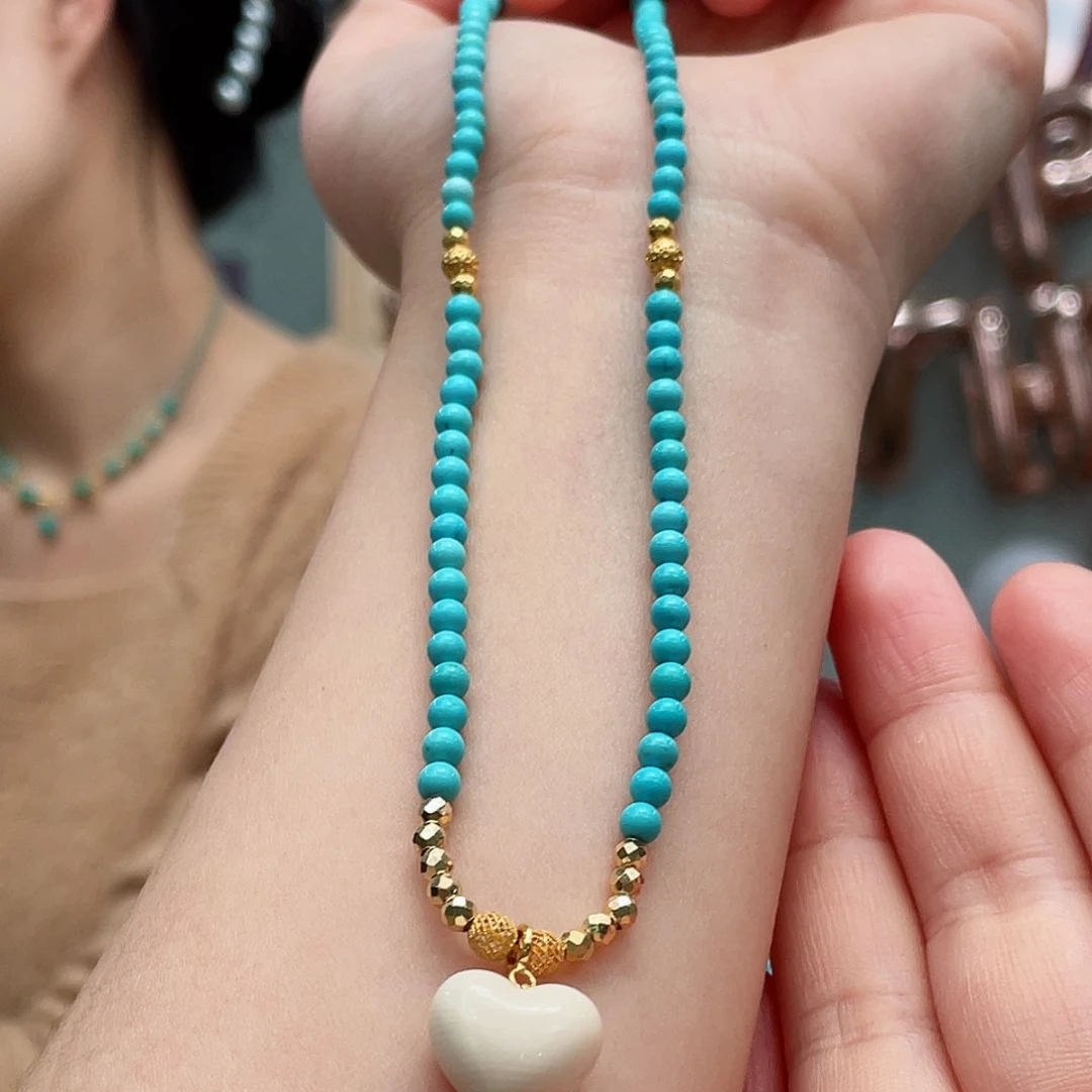 绿松石颈饰18K金镶嵌