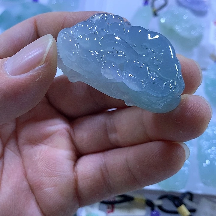 翡翠未镶嵌颈饰天然翡翠A货吊坠