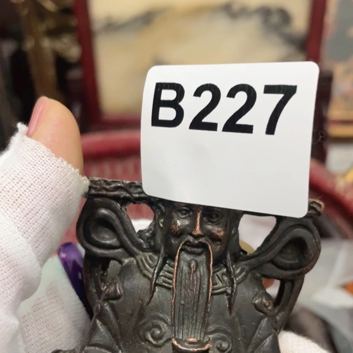 小***笨瓷片直播间火爆热销