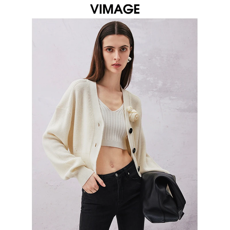 VIMAGE纬漫纪2024春季新款时尚气质百搭短款针织开衫V2101705