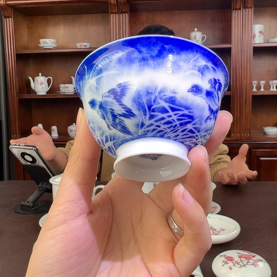 瓷青花芦雁撇口杯