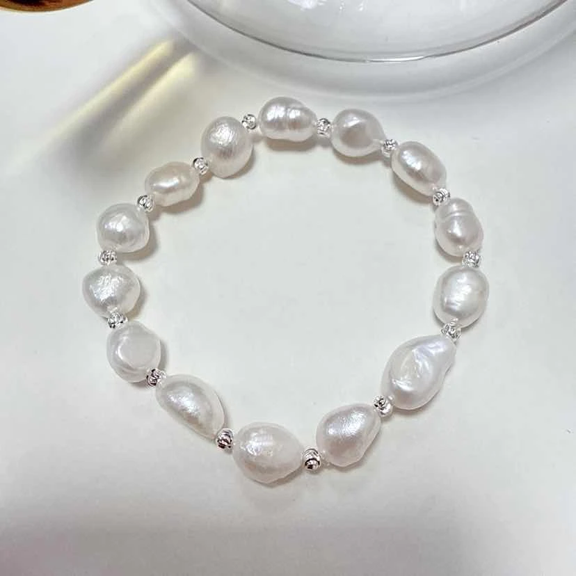 “飘雪”珍珠手链（合金）