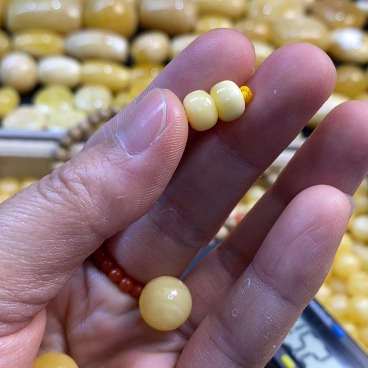 未镶嵌琥珀裸石?****