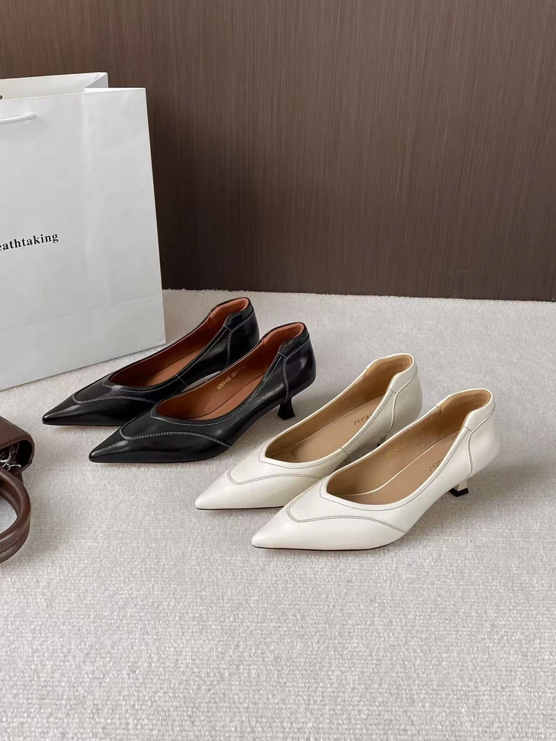 8261-62广系高货联名时尚女鞋（90天质保 正品保障）