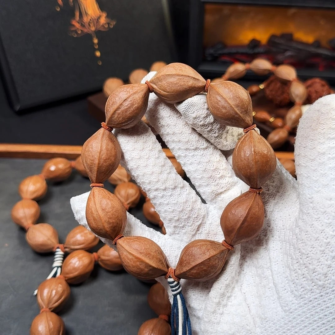 2.0*3.1大尺寸原生态梅林铁核手串福利