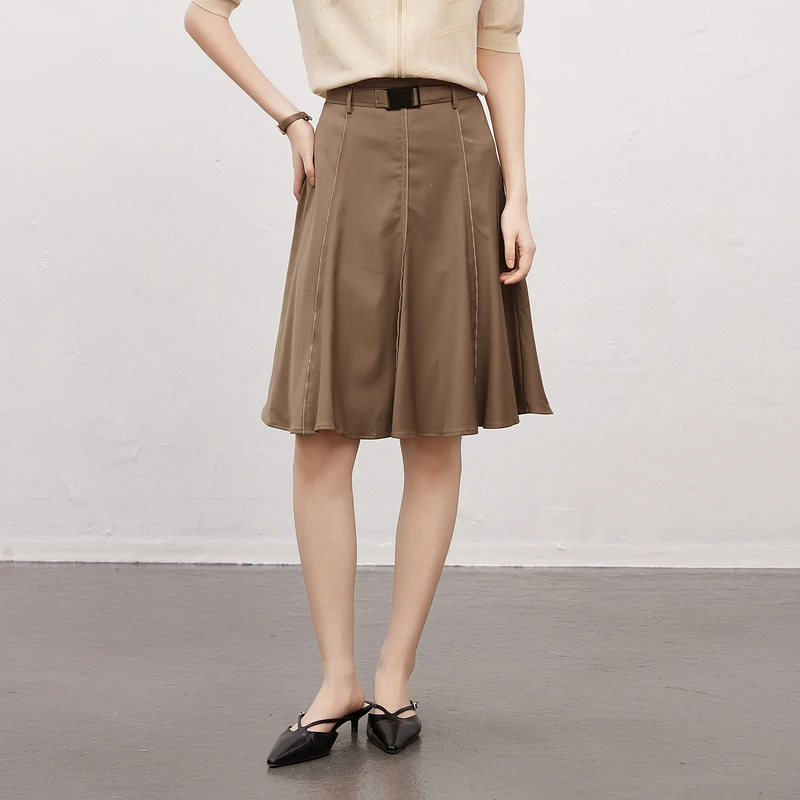 XG雪歌品牌女装2025年新款半身裙XK103017A373