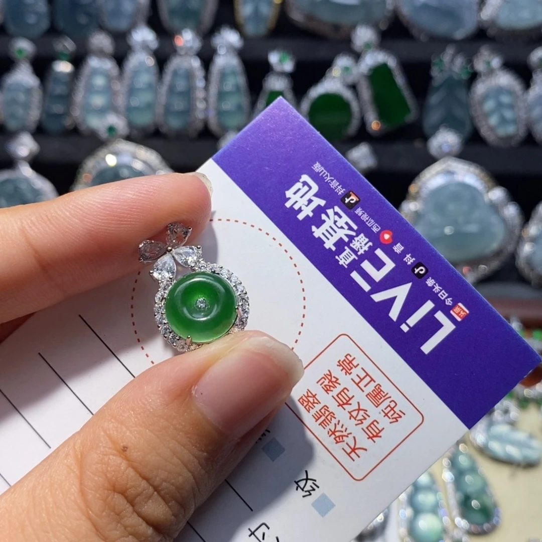 十****翡翠银S925镶嵌颈饰翡翠