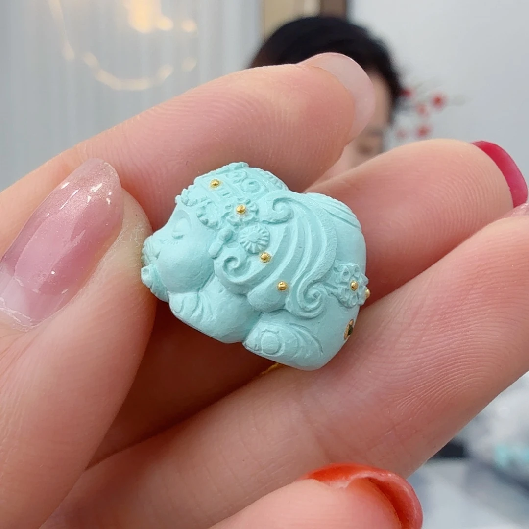 绿松石未镶嵌珠宝奇石