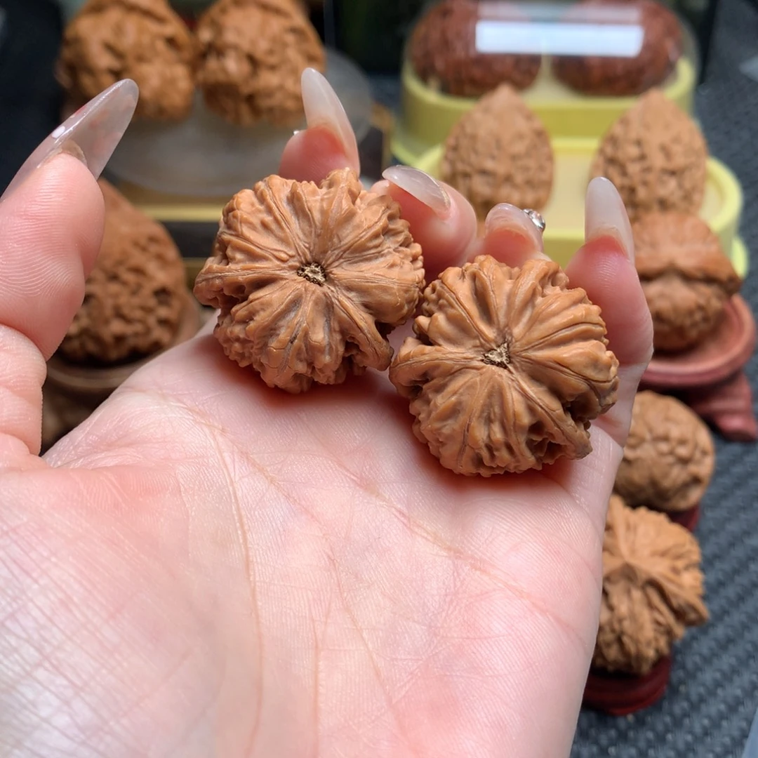 @***我文玩核桃把件31全品御龙正奔