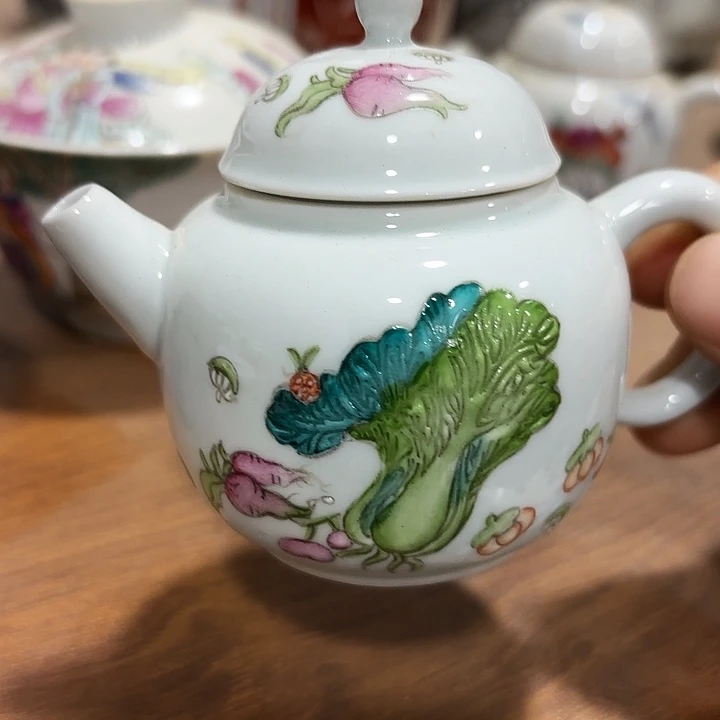 好喜欢你这个造型诶小女孩真的超级妈妈