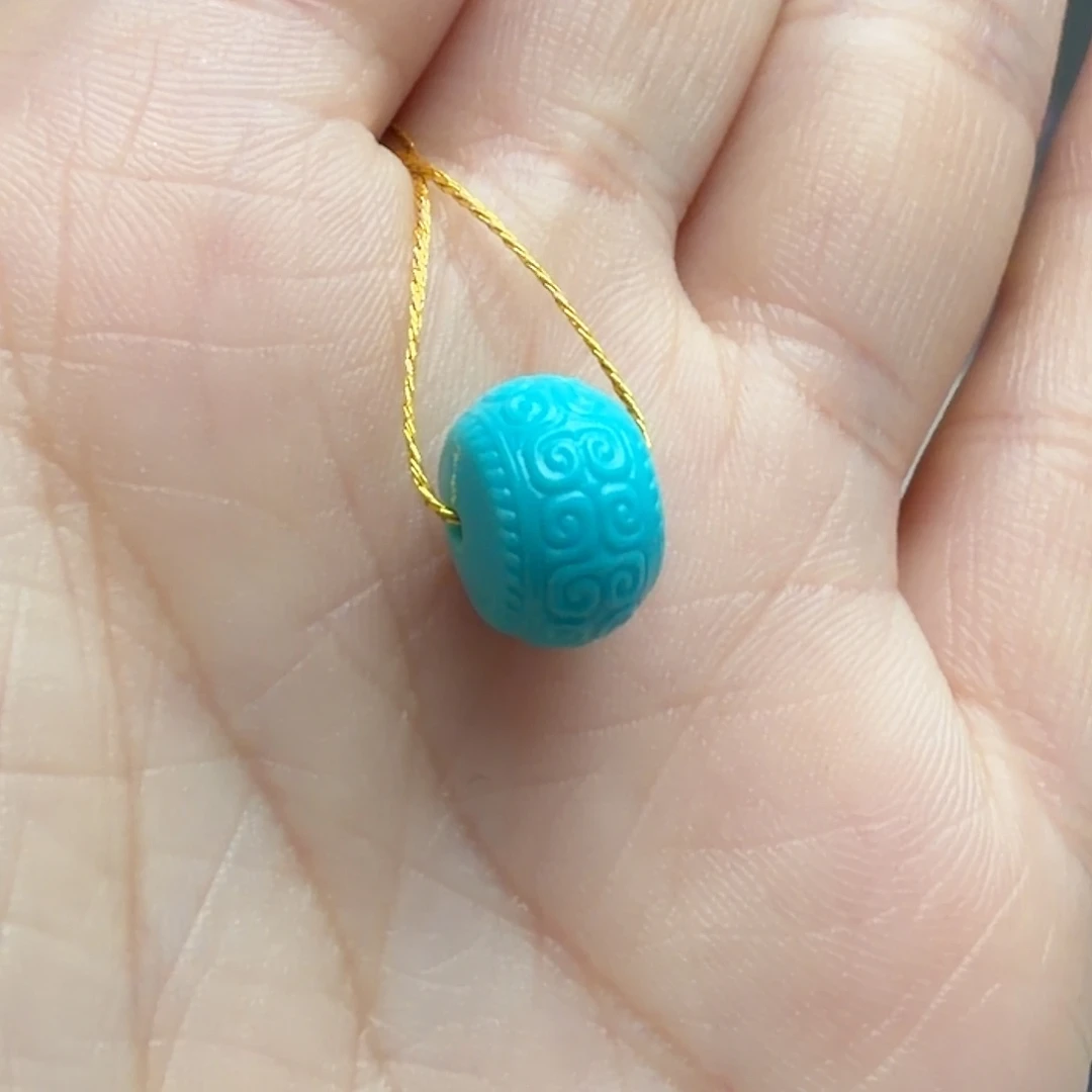 绿松石未镶嵌颈饰