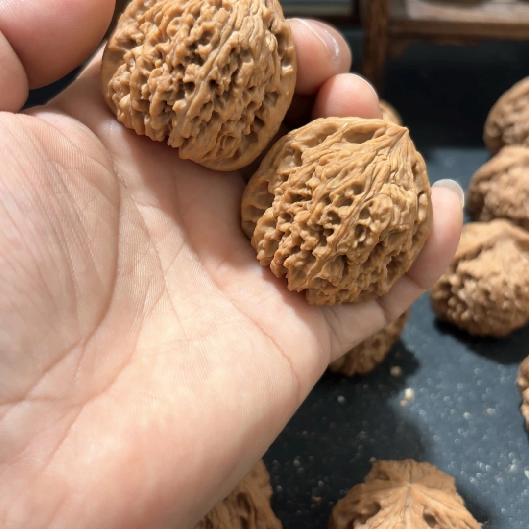 小***圆吊坠文玩核桃4000000000