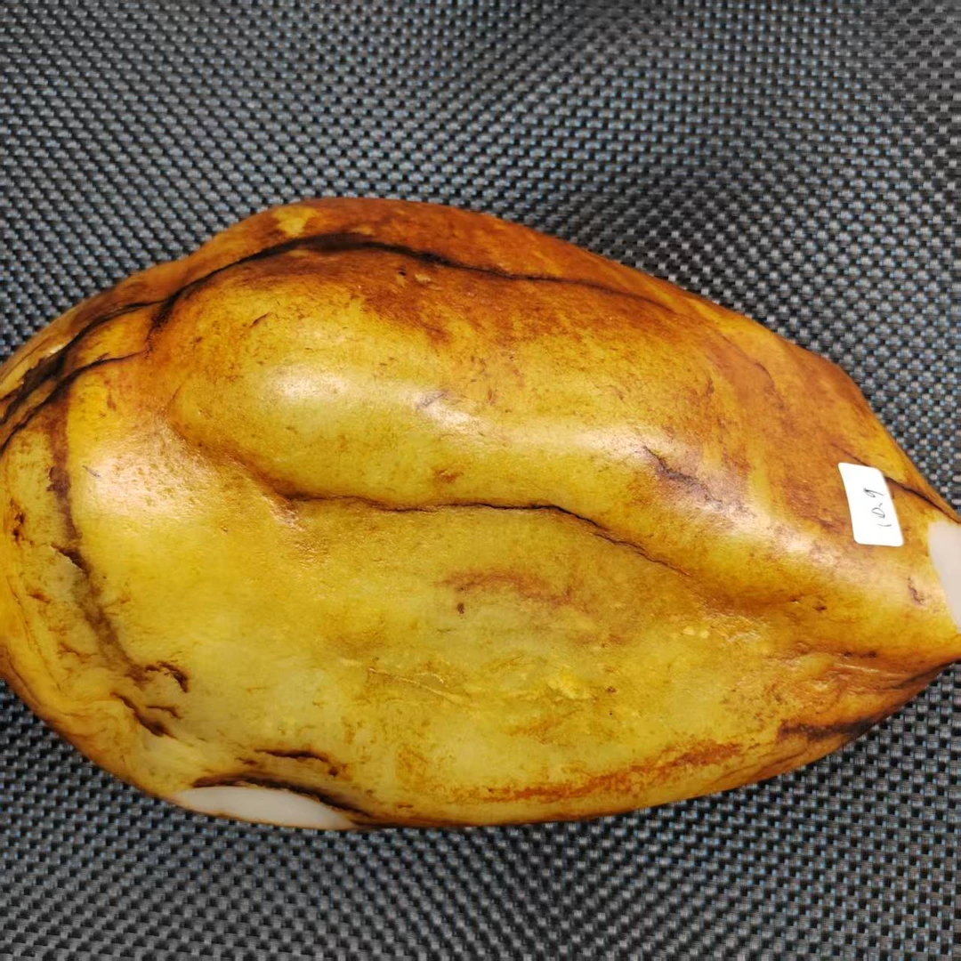 A1102 和田玉原石  YY755007