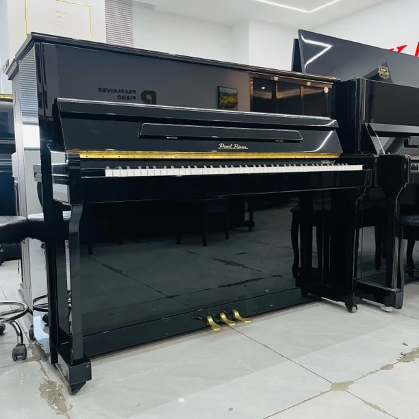 PEARL RIVER/珠江 UP118M二手立式钢琴家用考级专业演奏
