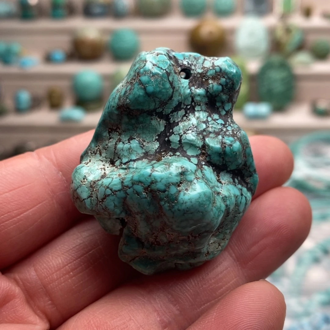 绿松石未镶嵌珠宝奇石