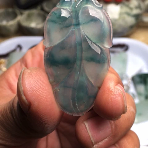翡翠散珠天然翡翠高冰飘花叶子