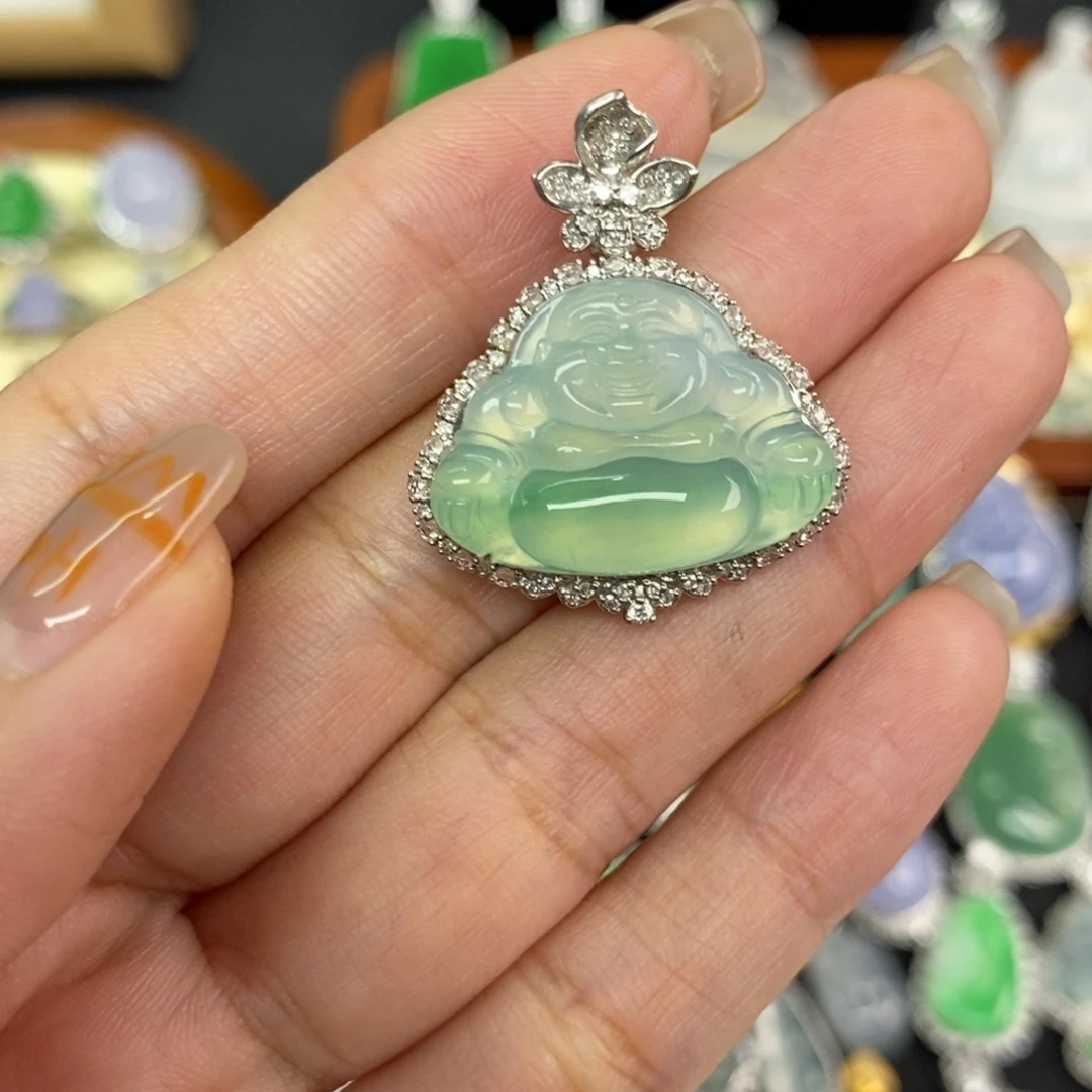 翡翠18K金镶嵌颈饰A货翡翠