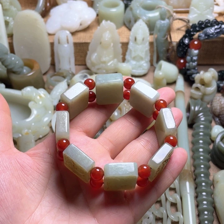 和田玉未镶嵌颈饰ℳ****选