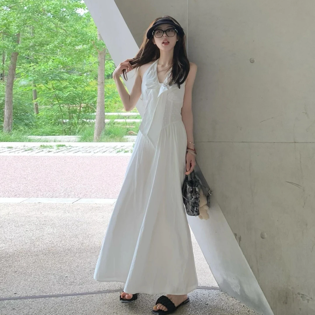 夏日法式度假风白色挂脖连衣裙子女夏季巨好看绝美掐腰长裙4506