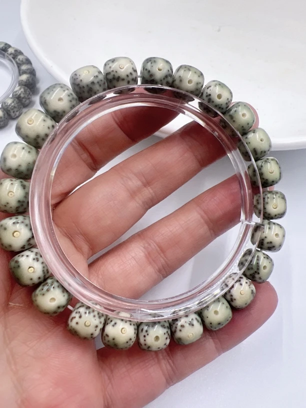 星月菩提石玉料大眼睛手串9/8高油高密易变色