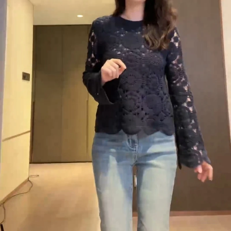 2025新款设计感高级重工蕾丝镂空提花水袖蕾丝衫上衣LK2501277