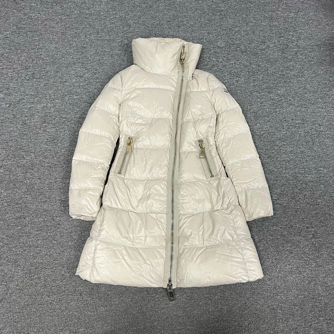 99新 MONCLER 蒙口 奶白色 长款 羽绒服 1码