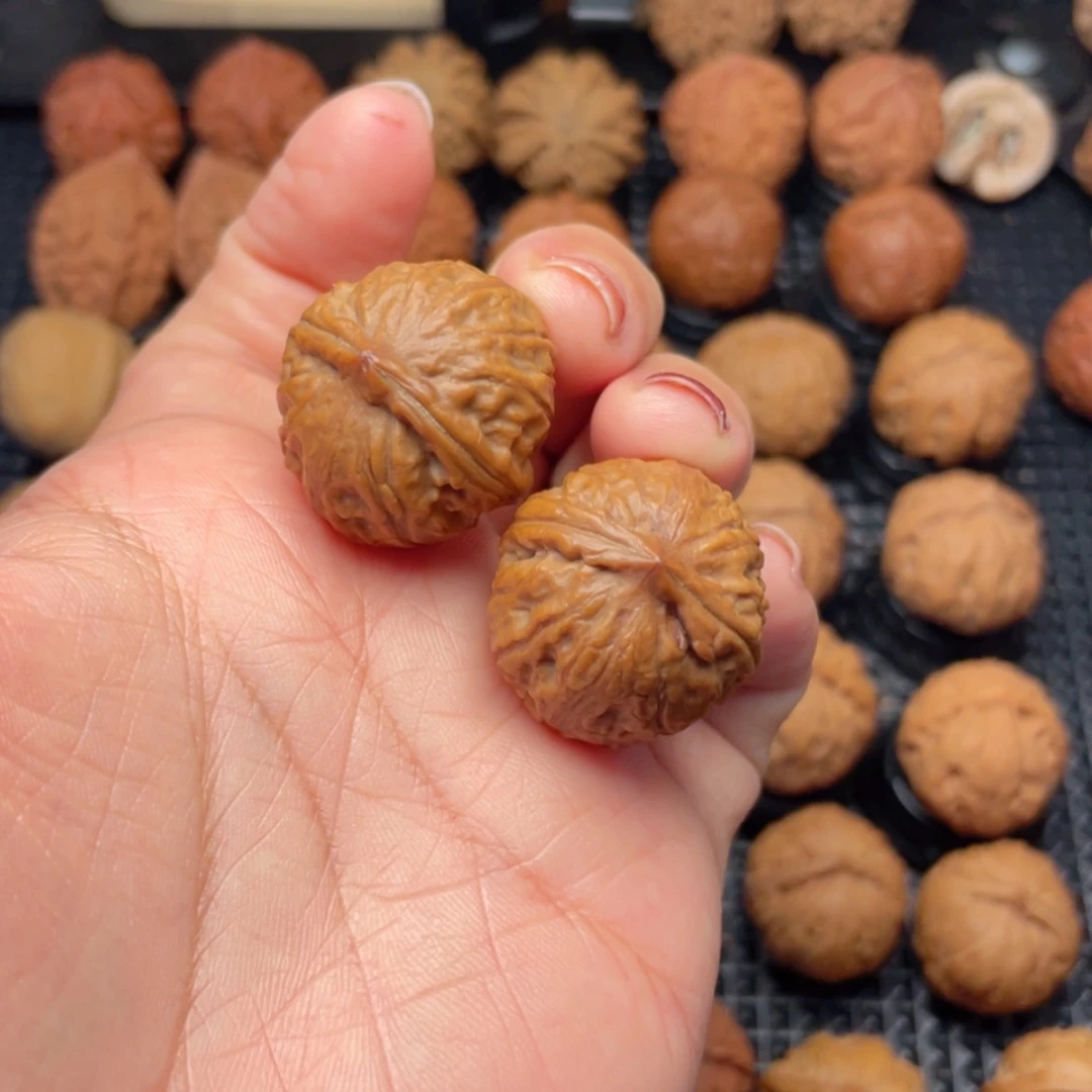 【闪购商品】把件文玩核桃?*月西瓜球