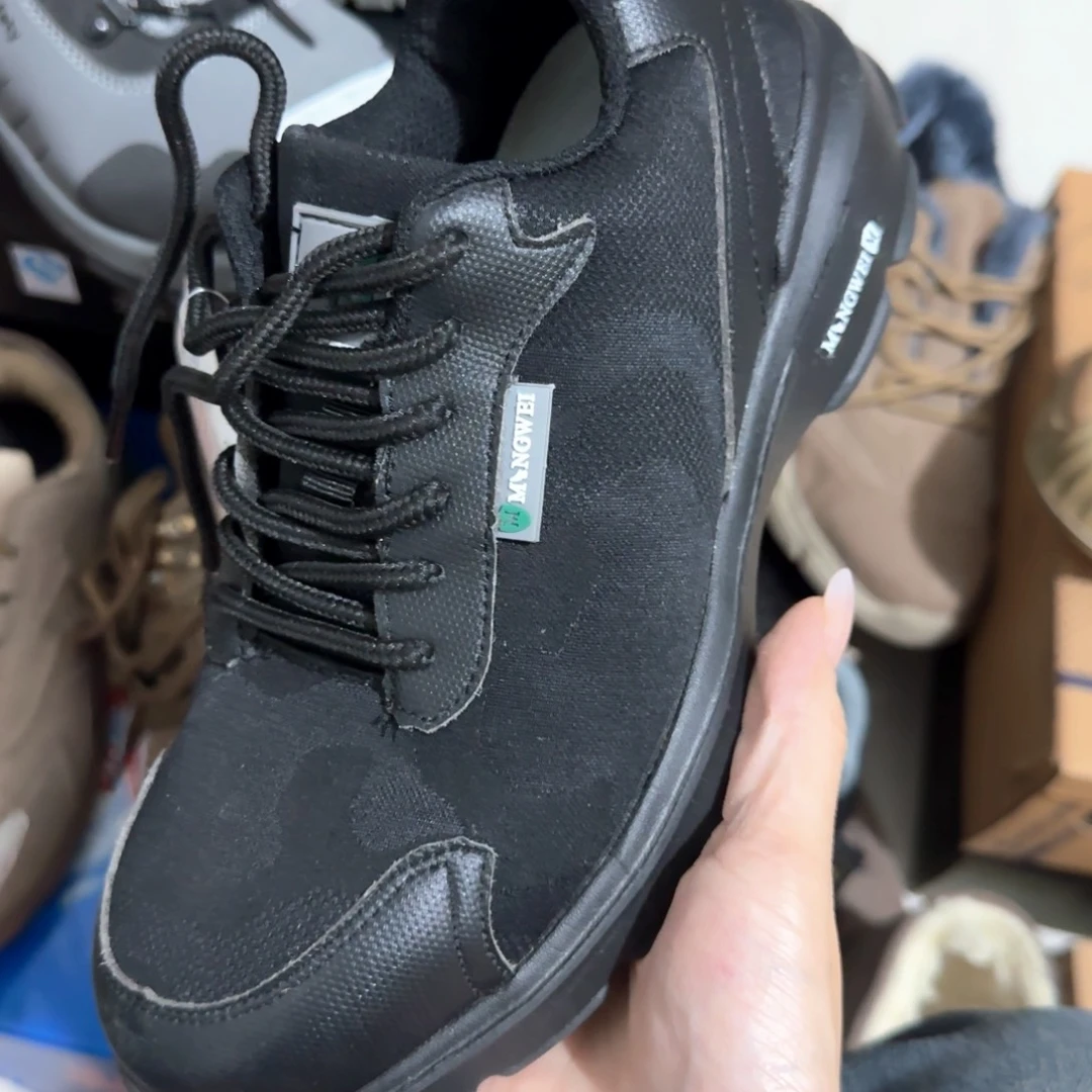 37.码814。黑运动超轻