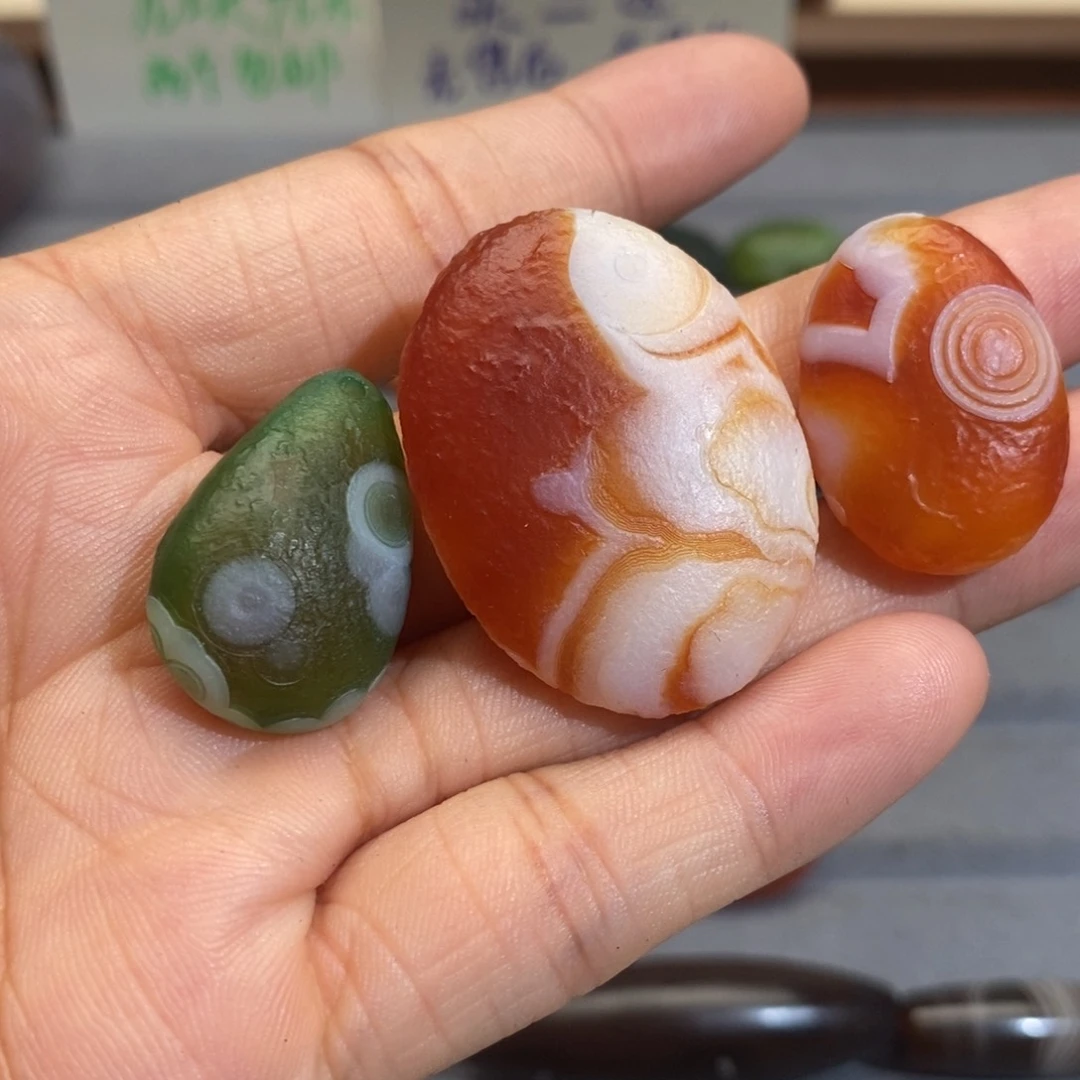 哎***！玛瑙/玉髓手链未镶嵌