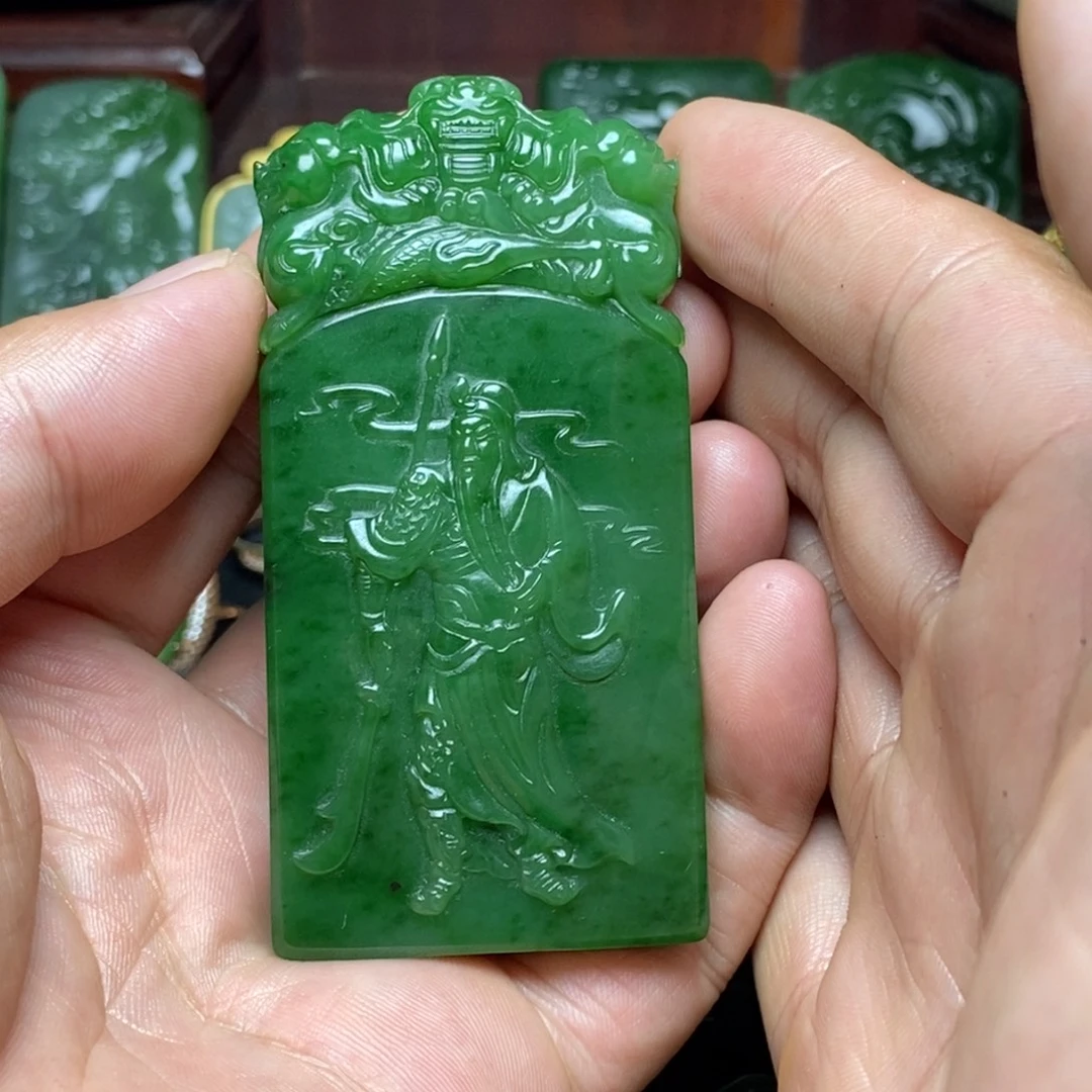 钱***生未镶嵌和田玉（碧玉）挂件