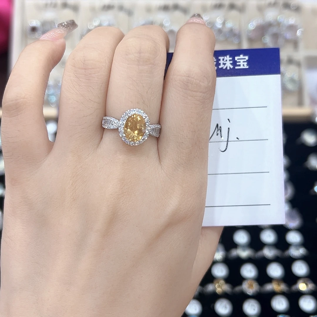 M***。银S925镶嵌戒指芙蓉石