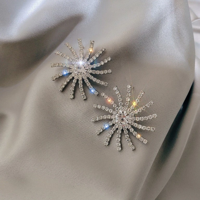 磁铁耳饰 新娘结婚太阳花满钻夸张耳钉超闪水钻耳环欧美夸张气质