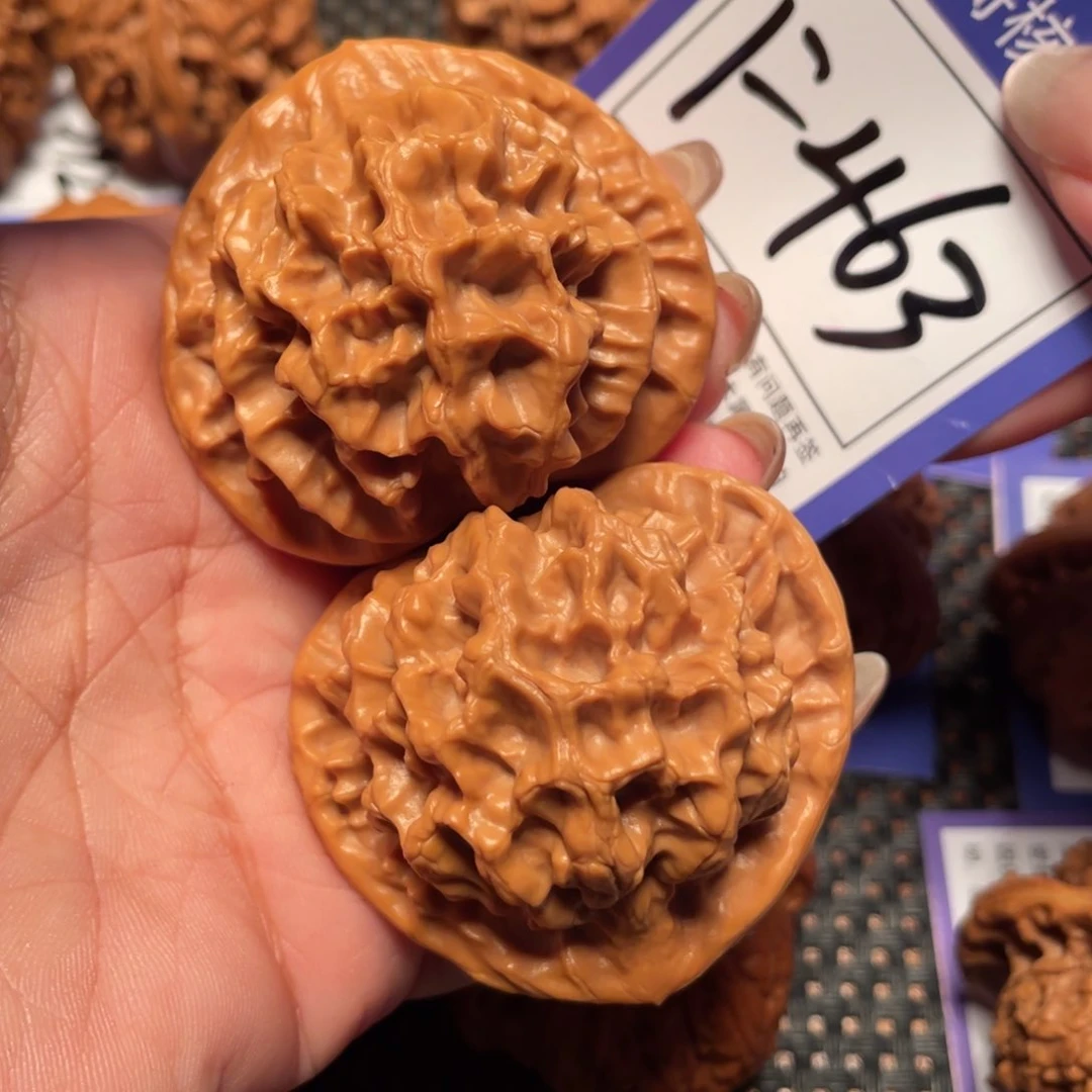 文玩核桃吊坠463号帝王49