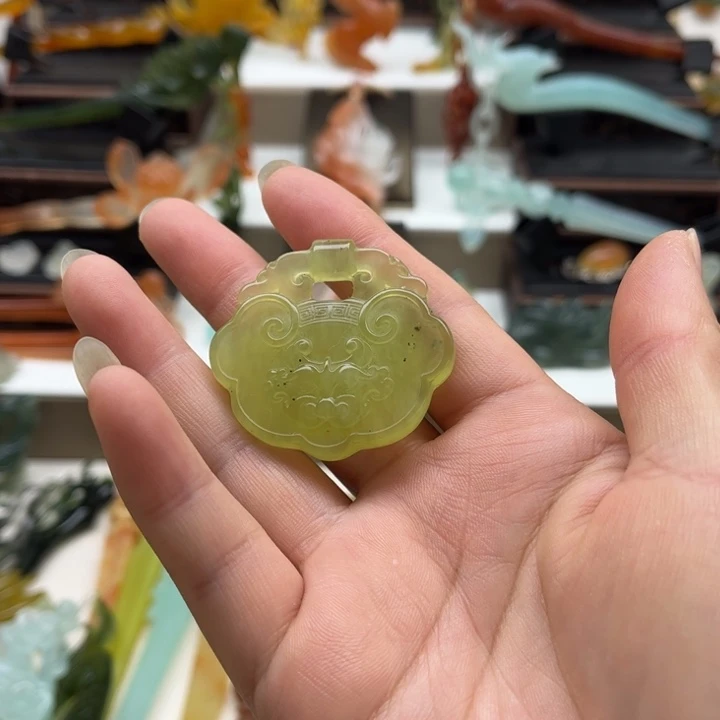 蛇纹石玉未镶嵌岫玉发簪
