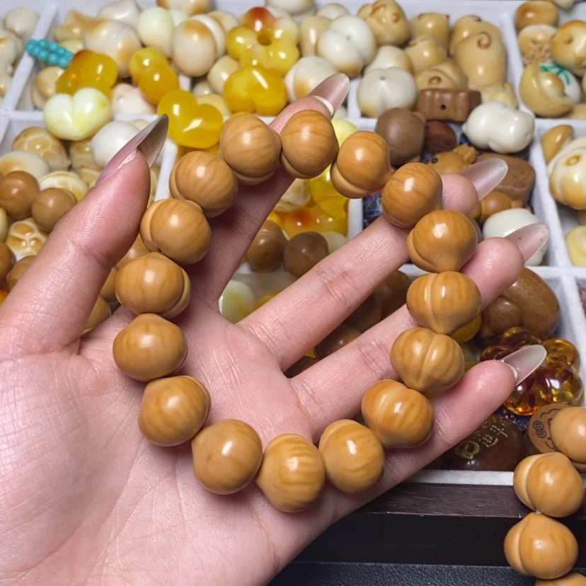 【闪购商品】吊坠猴头核桃浅*