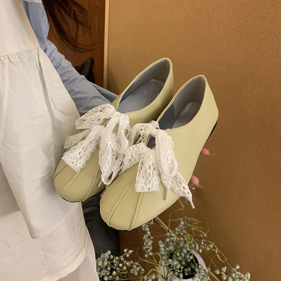 平底芭蕾风蕾丝韩版小皮鞋女2025春季新款配裙子气质复古时尚单鞋