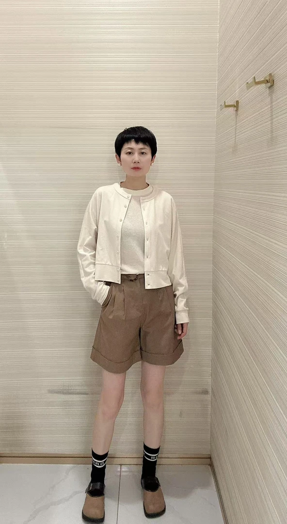 透气短裤复古中腰吸汗百搭简约女装阔腿显瘦三分裤无弹拼接