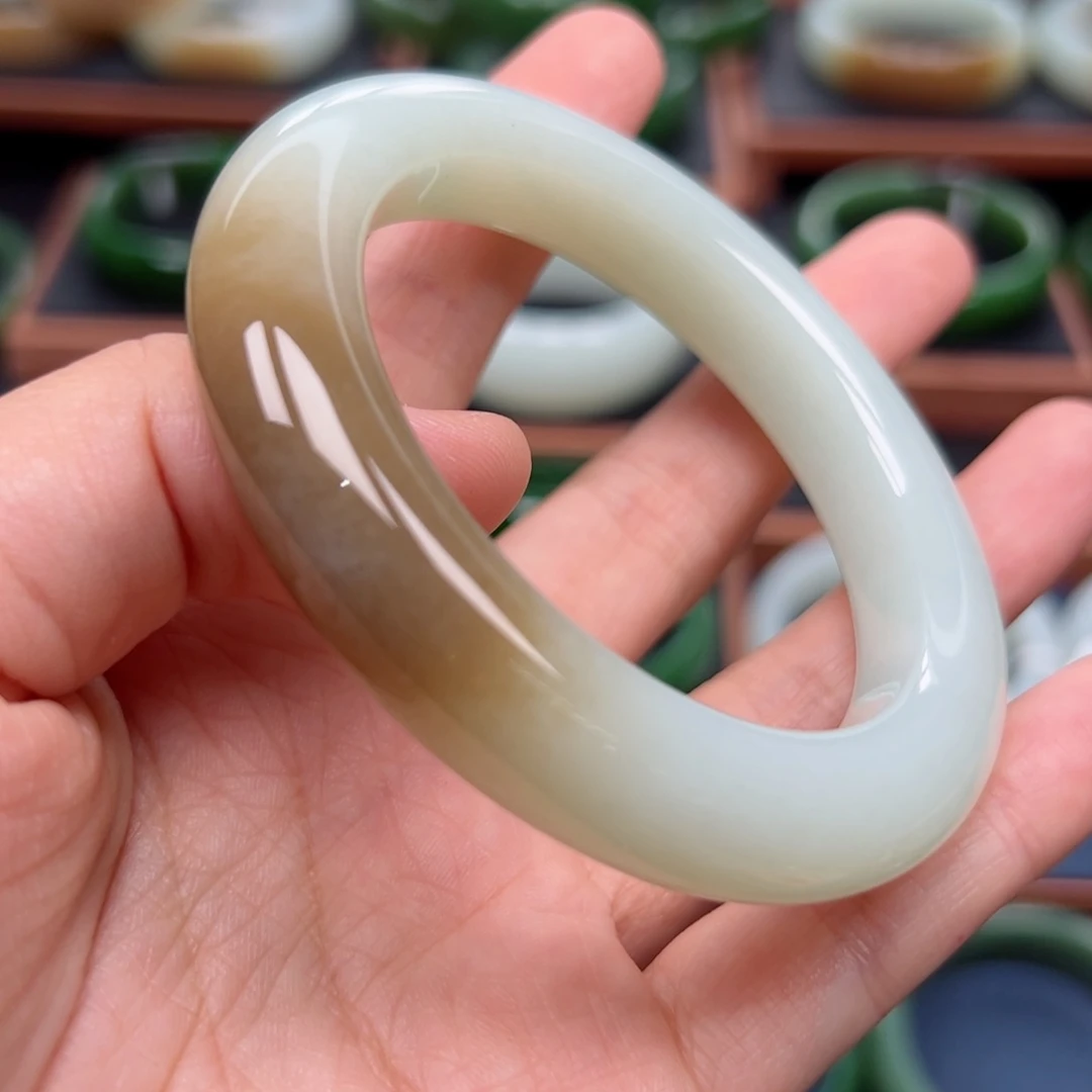 未镶嵌手镯和田玉56