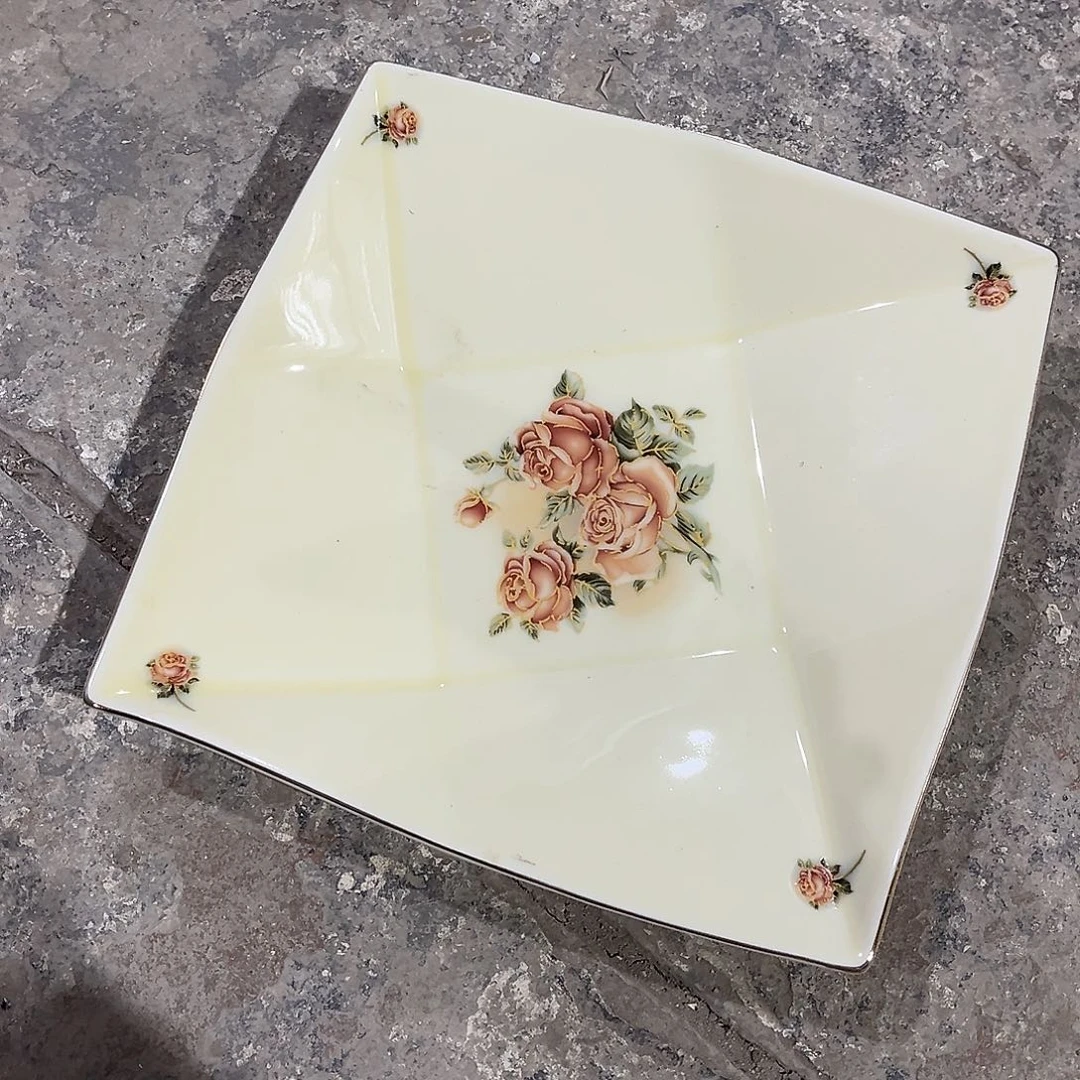 星博汇陶瓷有限公司2个