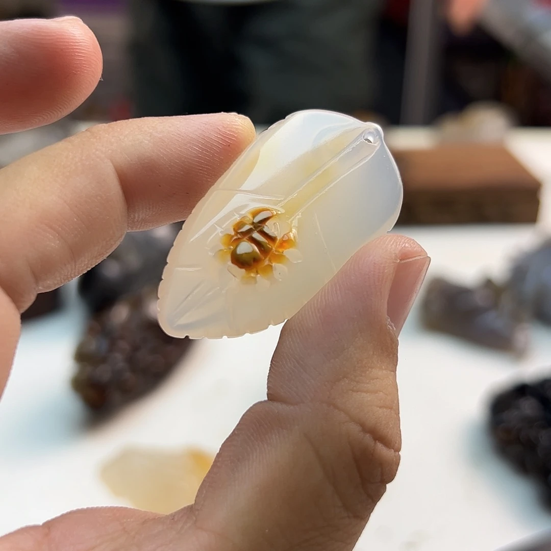 玛瑙/玉髓未镶嵌颈饰